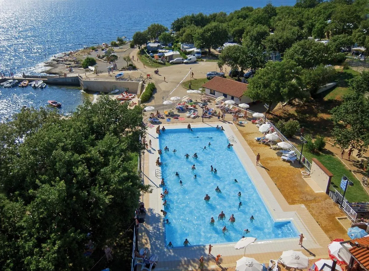 Camping Solaris Tar-Vabriga 假日公园