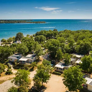 Prázdninový areál Mobile Homes - Fkk Nudist Solaris