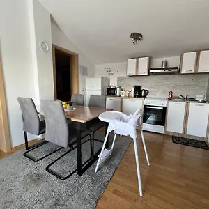 https://apartment-melisa-galizana.pula-hotels.org