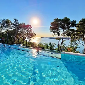 Punto Blu Valamar Village Vakantiepark