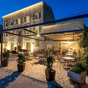 Relais And Wine San Tommaso (adults Only) Pensión